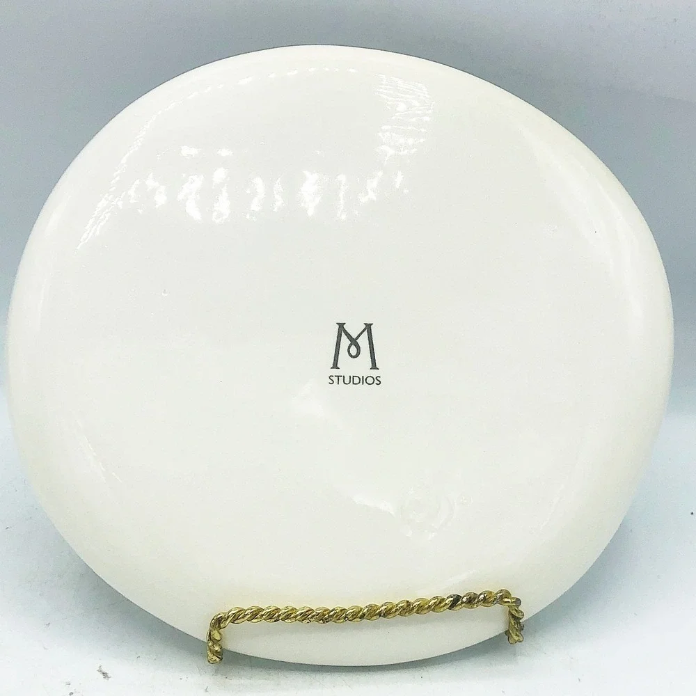 M Studios Cosmopolitan 7.75